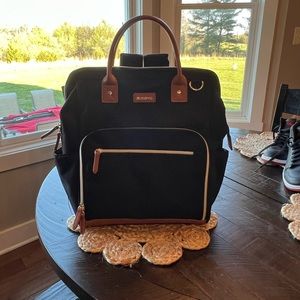 Maevn clinical backpack